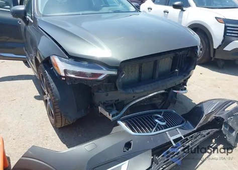 2018 Volvo Xc60 T6 Inscription z USA, uszkodzony, nr VIN YV4A22RL1J1010293